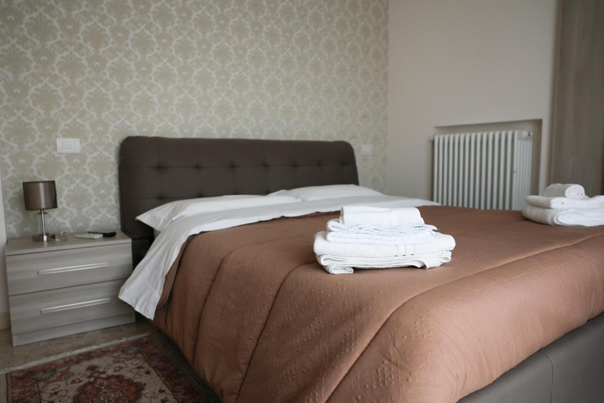 Blancohouse - Berto Luxury Rimini Centro Storico Διαμέρισμα Εξωτερικό φωτογραφία